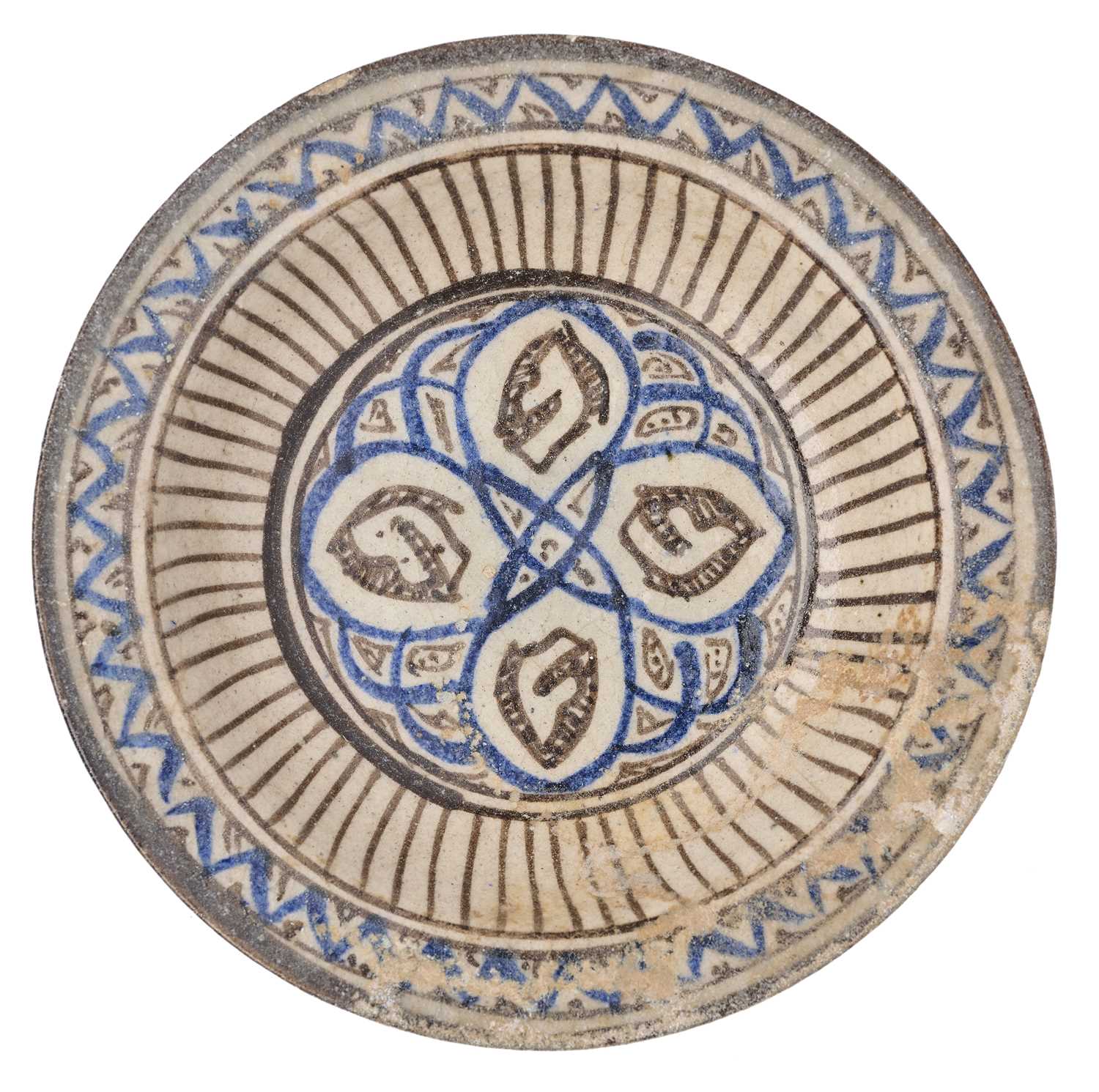 Lot 92 - A MAMLUK POTTERY BOWL, PROBABLY SYRIA, 14TH CENTURY