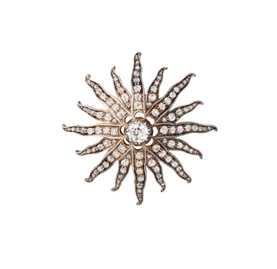 Lot 412 - VICTORIAN DIAMOND STAR BROOCH/PENDANT, 1890s