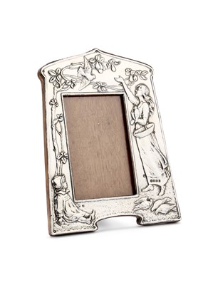 Lot 113 - AN EDWARDIAN SILVER-MOUNTED PHOTOGRAPH FRAME, C.S. GREEN & CO., BIRMINGHAM, 1906