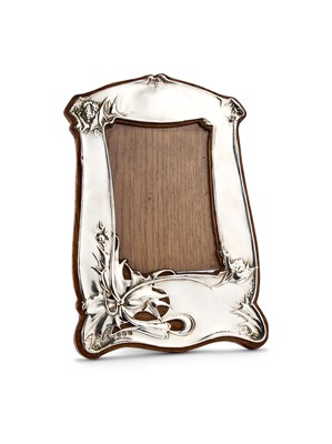 Lot 116 - AN EDWARDIAN SILVER-MOUNTED PHOTOGRAPH FRAME, HORTON & ALLDAY, BIRMINGHAM, 1906