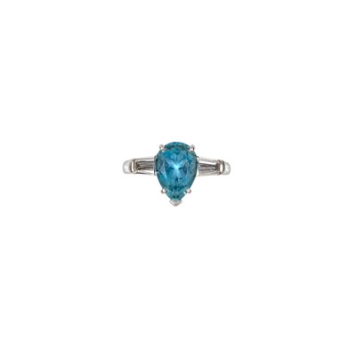 Lot 456 - TIFFANY & CO.: AQUAMARINE AND DIAMOND RING, 2005