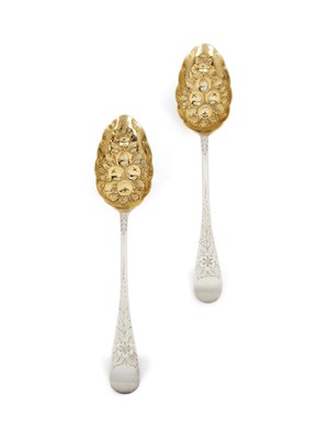 Lot 81 - A PAIR OF VICTORIAN SILVER BERRY SPOONS, JOHN ROUND & SON, SHEFFIELD, 1896