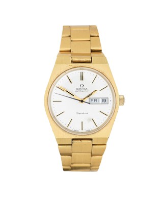 Lot 311 - OMEGA, AUTOMATIC GENEVE, 'OAK' DAY/DATE, REF.116.0125: GENTLEMAN'S GILT-METAL BRACELET WATCH, CIRCA 1970