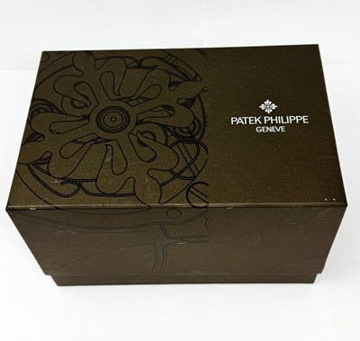 Lot 323 - PATEK PHILIPPE, NAUTILUS, REF.5712G-001: GENTLEMAN'S WHITE GOLD WRISTWATCH, CIRCA 2009
