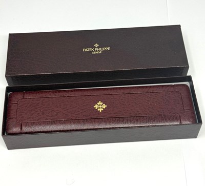 Lot 314 - PATEK PHILIPPE, CALATRAVA, REF.5120J: GENTLEMAN'S GOLD WRISTWATCH, CIRCA 2002