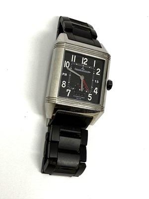 Lot 318 - JAEGER-LECOULTRE, REVERSO SQUADRA 'HOMETIME BLACK', REF.Q700867P: GENTLEMAN'S STAINLESS STEEL AND RUBBER BRACELET WATCH, CIRCA 2008
