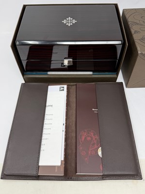 Lot 322 - PATEK PHILIPPE, GONDOLO, REF.5098R-001: GENTLEMAN'S ROSE GOLD WRISTWATCH, CIRCA 2010