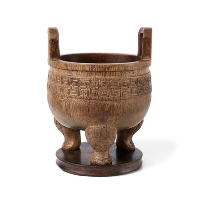 Lot 33 - A RARE CHINESE ARCHAISTIC BAMBOO TRIPOD VESSEL, DING, QING DYNASTY