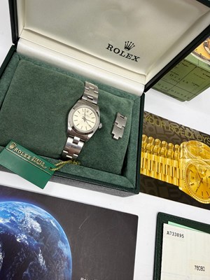 Lot 326 - ROLEX, OYSTER PERPETUAL, REF.76080: LADY'S STAINLESS STEEL BRACELET WATCH, CIRCA 2000