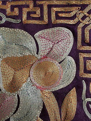 Lot 38 - FOUR CHINESE SILK RANK BADGES MADE FOR AN OFFICIAL OF THE SIXTH RANK, QING DYNASTY