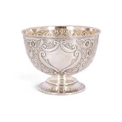 Lot 124 - AN EDWARDIAN SILVER SMALL ROSE BOWL, JAMES JAY LTD. OF LONDON, CHESTER, 1903