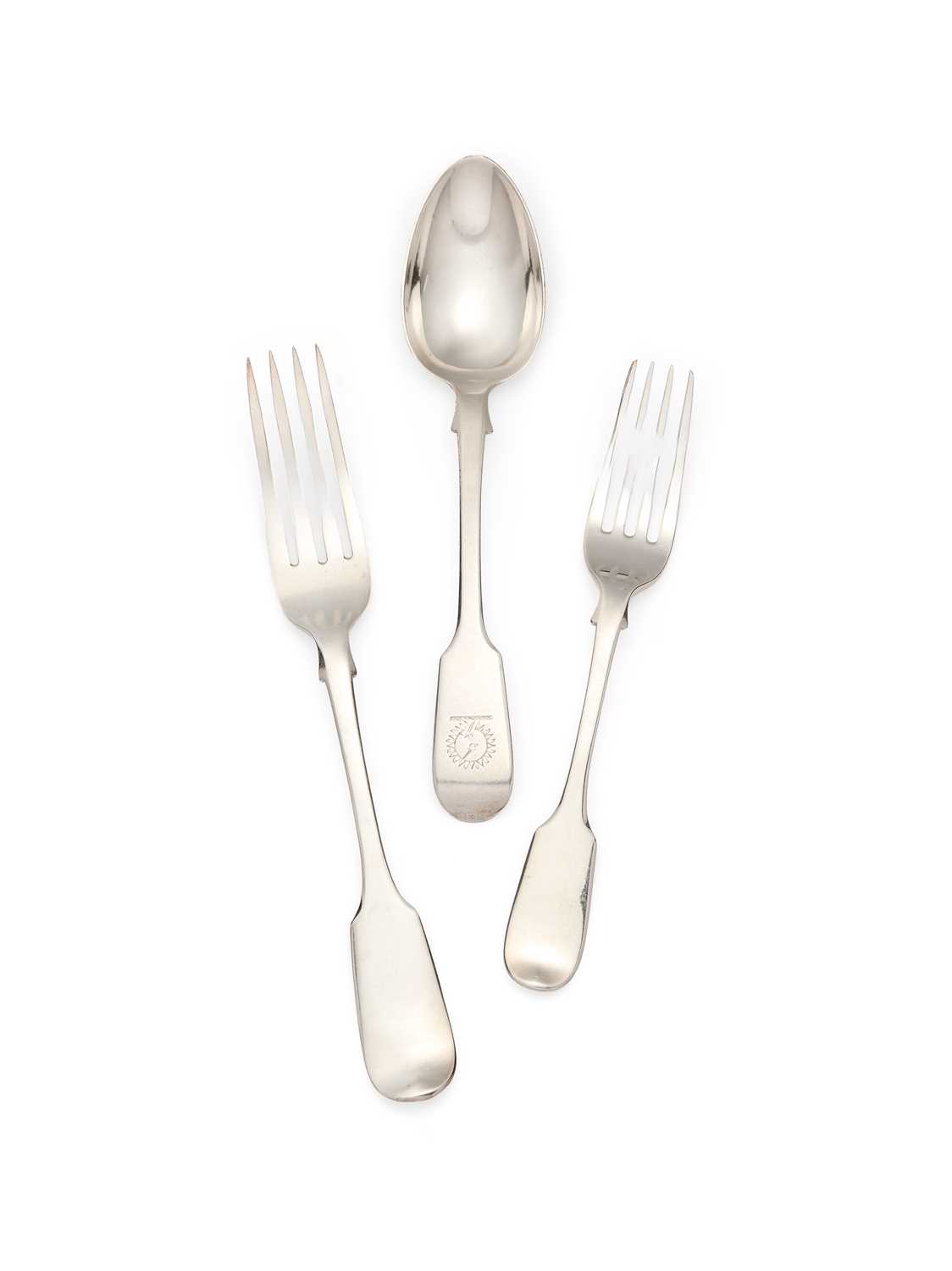 Lot 85 - A MATCHED SET OF VICTORIAN TABLE SILVER, VARIOUS MAKERS, LONDON, 1836-1880