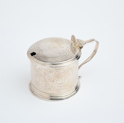 Lot 691 - A VICTORIAN SILVER MUSTARD POT, WILLIAM ROBERT SMILY, LONDON, 1848