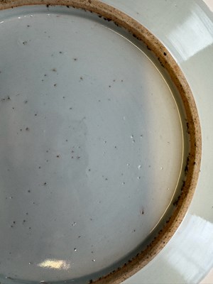 Lot 74 - A LARGE PAIR OF CHINESE FAMILLE-ROSE 'PEACH' DISHES, LATE QING DYNASTY