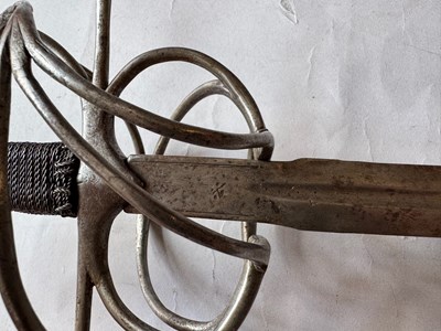 Lot 59 - A GERMAN RAPIER, EARLY 17TH CENTURY