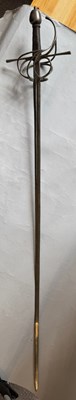Lot 59 - A GERMAN RAPIER, EARLY 17TH CENTURY