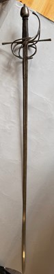 Lot 59 - A GERMAN RAPIER, EARLY 17TH CENTURY