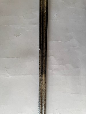 Lot 4 - AN ENGLISH BASKET-HILTED CAVALRY BACKSWORD, MID-18TH CENTURY