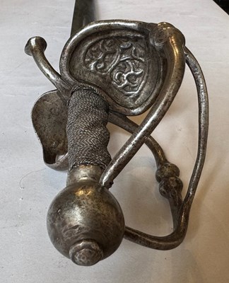 Lot 61 - A GERMAN OR LOW COUNTRIES SWORD, LATE 17TH CENTURY