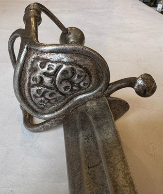 Lot 61 - A GERMAN OR LOW COUNTRIES SWORD, LATE 17TH CENTURY