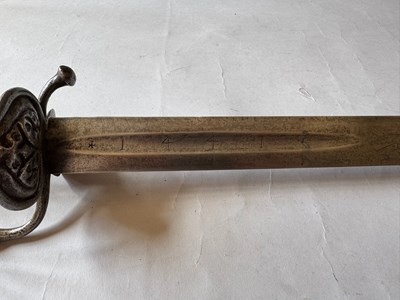 Lot 61 - A GERMAN OR LOW COUNTRIES SWORD, LATE 17TH CENTURY