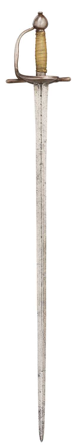 Lot 90 - A VERY RARE SWEDISH MODEL 1693/1715 MILITARY SWORD, EARLY 17TH CENTURY