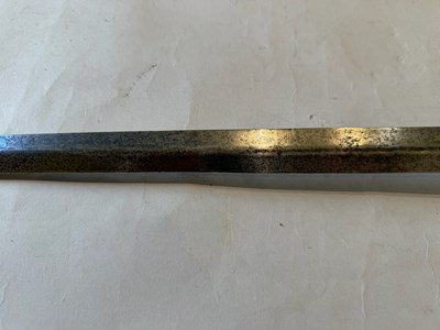 Lot 90 - A VERY RARE SWEDISH MODEL 1693/1715 MILITARY SWORD, EARLY 17TH CENTURY