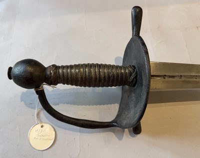 Lot 92 - A SWEDISH MODEL 1711 MILITARY SWORD, CIRCA 1715