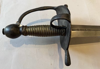 Lot 92 - A SWEDISH MODEL 1711 MILITARY SWORD, CIRCA 1715