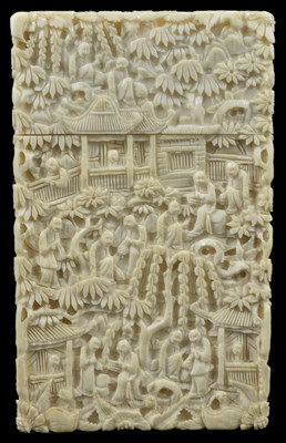 Lot 97 - A CHINESE IVORY CARD CASE