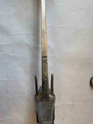 Lot 24 - AN AUSTRIAN MODEL 1768 LIGHT CAVALRY SABRE, REIGN OF MARIA THERESA (1740-1780)