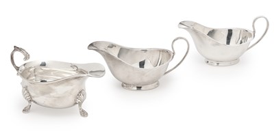 Lot 90 - A PAIR OF GEORGE VI SILVER SAUCEBOATS, COOPER BROTHERS & SONS LTD., SHEFFIELD, 1938