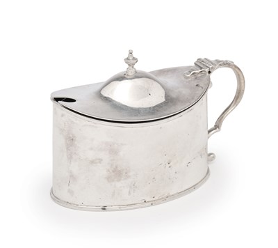 Lot 693 - A GEORGE III SILVER MUSTARD POT, ROBERT GAZE, LONDON, 1796