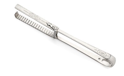 Lot 80 - A PAIR GEORGE III SILVER ASPARAGUS TONGS, GEORGE SMITH, LONDON, CIRCA 1780