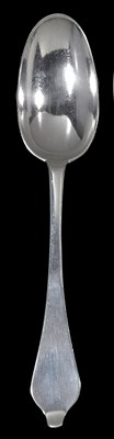 Lot 145 - A QUEEN ANNE SILVER DOGNOSE SPOON