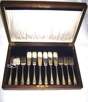 Lot 159 - A SET OF SIX SILVER FISH KNIVES AND SIX FORKS