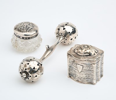 Lot 678 - MISCELLANEOUS SILVER