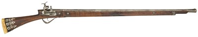 Lot 37 - A RARE EARLY TURKISH 25 BORE MIQUELET-LOCK MUSKET FOR BALL, CIRCA 1680