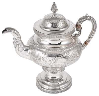 Lot 206 - AN AMERICAN SILVER TEAPOT