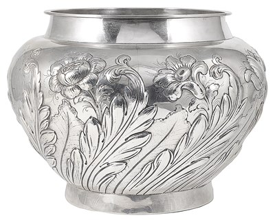 Lot 290 - A VICTORIAN SILVER ROSE BOWL