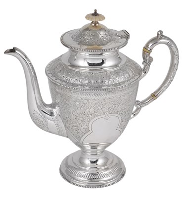 Lot 298 - A VICTORIAN SILVER COFFEE POT