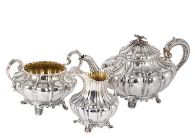 Lot 318 - A VICTORIAN SILVER THREE-PIECE TEA SET