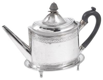 Lot 349 - A GEORGE III SILVER TEAPOT ON STAND