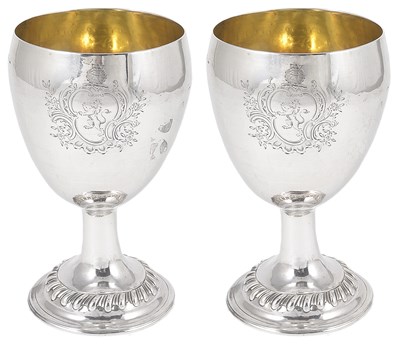 Lot 352 - A PAIR OF GEORGE III SILVER GOBLETS