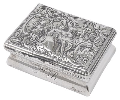 Lot 377 - A GERMAN SILVER SNUFF BOX