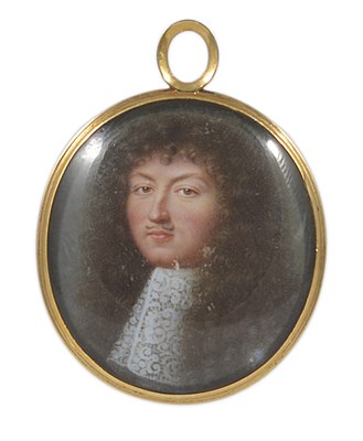 Lot 398 - A PORTRAIT MINIATURE OF LOUIS XIV