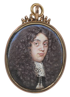 Lot 402 - A PORTRAIT MINIATURE OF A GENTLEMAN