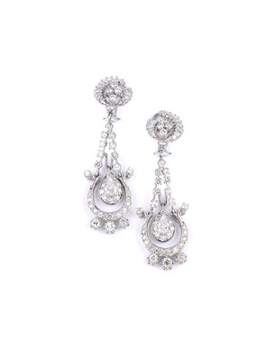 Lot 475 - PAIR OF DIAMOND PENDENT EARRINGS