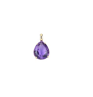 Lot 493 - EIGHTEEN CARAT GOLD AND AMETHYST PENDANT