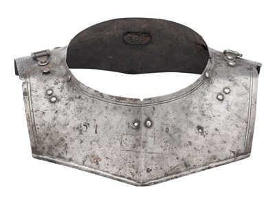 Lot 318 - A SOUTH GERMAN COLLAR, ORIGINALLY OF 'ALMAIN' TYPE, LATE 16TH CENTURY